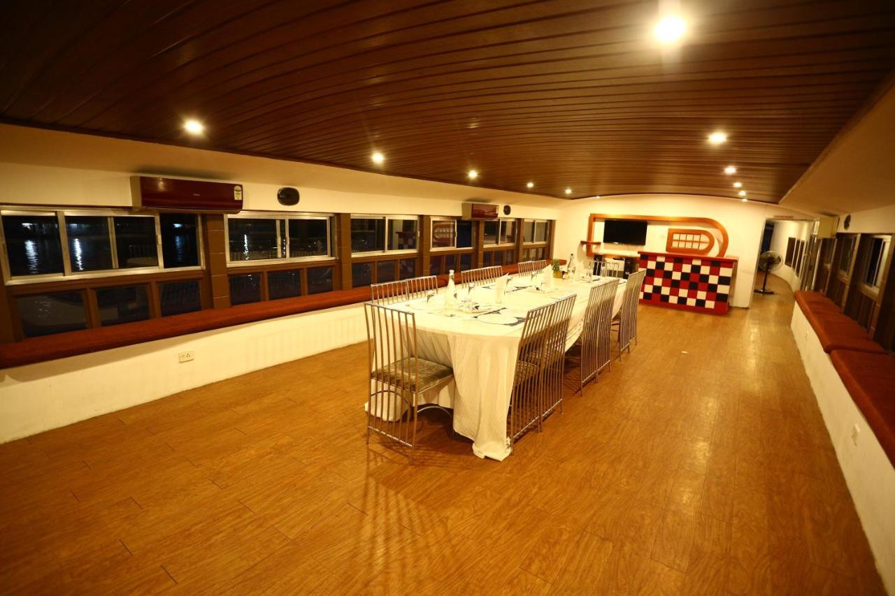 Friends Cruise, Nightstay Houseboat Alappuzha Kültér fotó