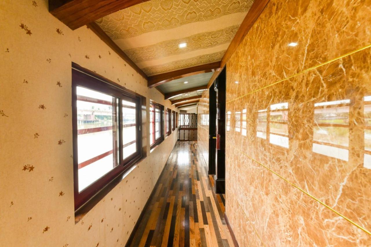 Friends Cruise, Nightstay Houseboat Alappuzha Kültér fotó