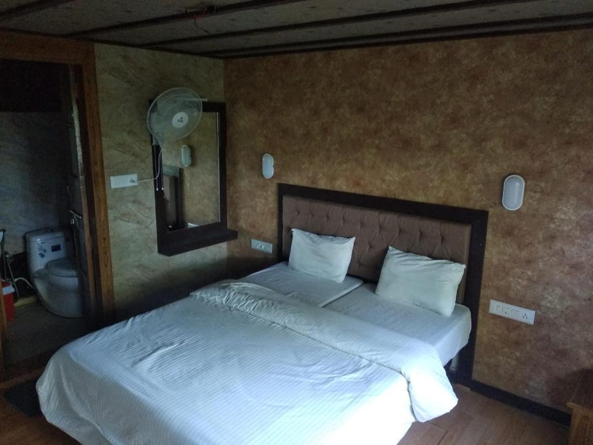 Friends Cruise, Nightstay Houseboat Alappuzha Kültér fotó