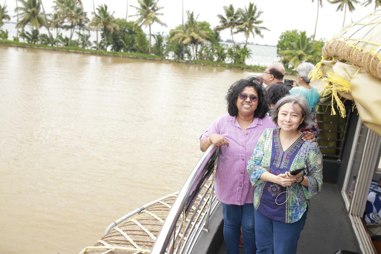 Friends Cruise, Nightstay Houseboat Alappuzha Kültér fotó